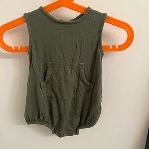 Kate Quinn Dark Green Sleeveless Bubble
